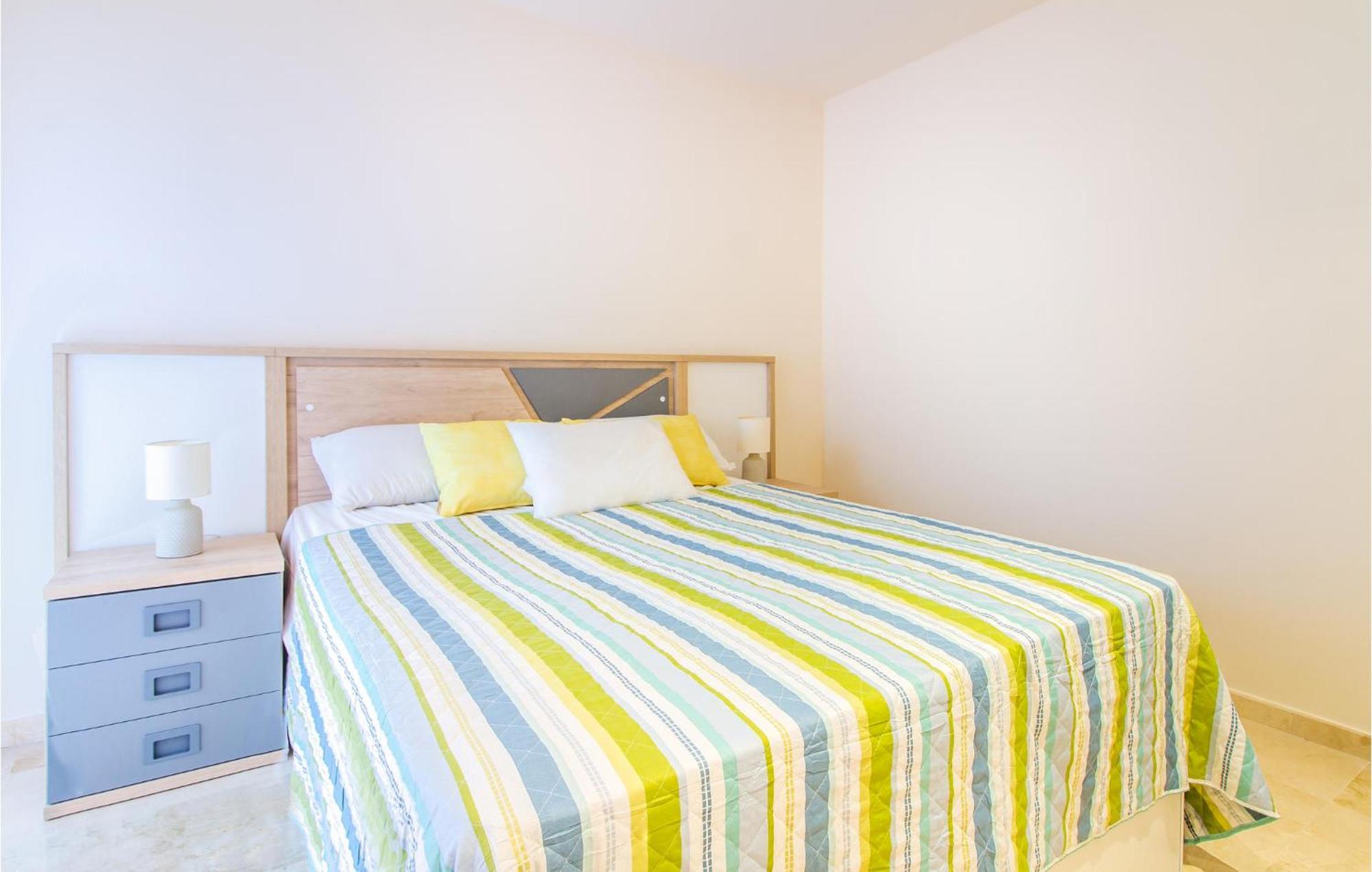 Lovely Apartment In Los Alcazares With Kitchen Экстерьер фото