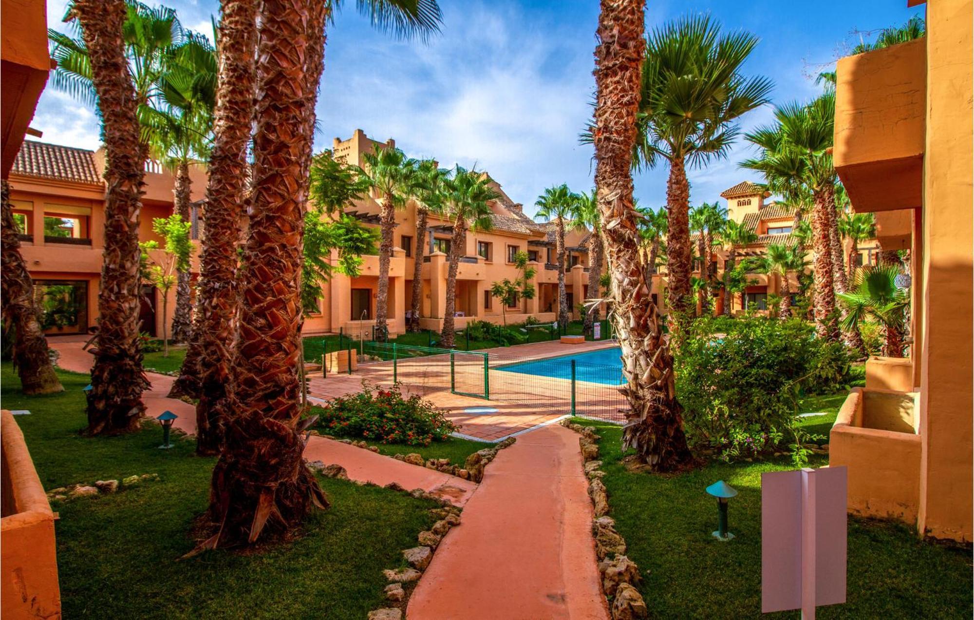 Lovely Apartment In Los Alcazares With Kitchen Экстерьер фото